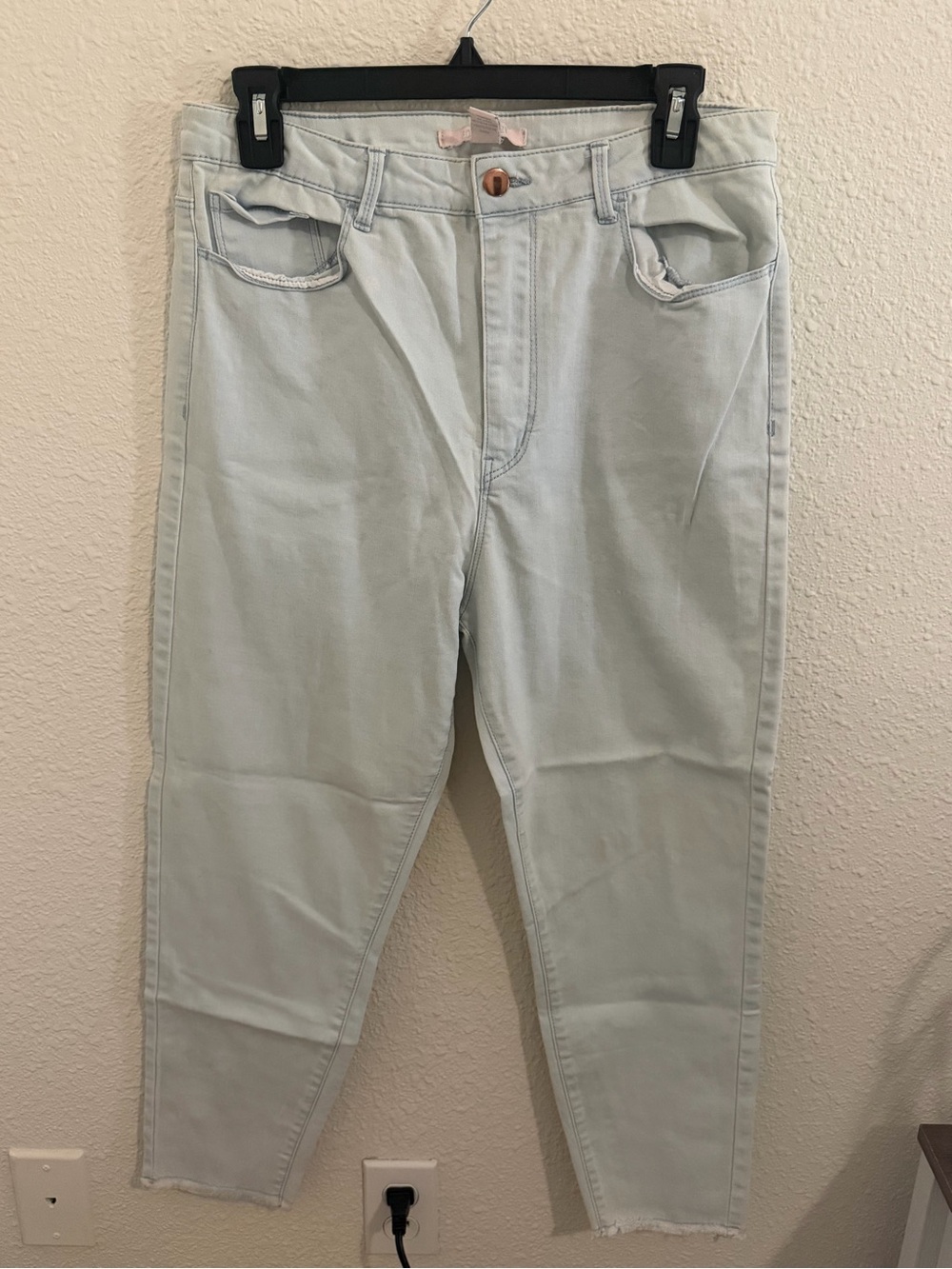 Forever 21 Light Blue Slim Women's Jeans Size 31